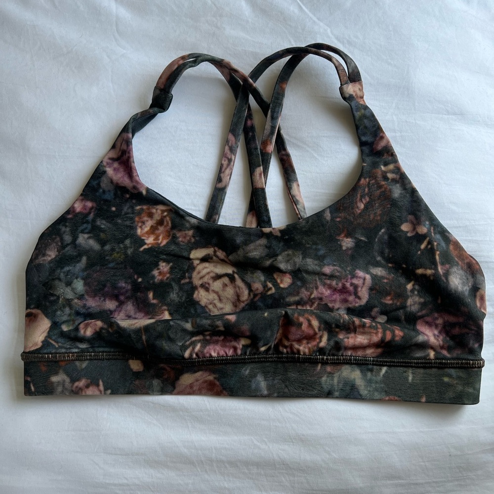Lululemon floral sports bra🥀